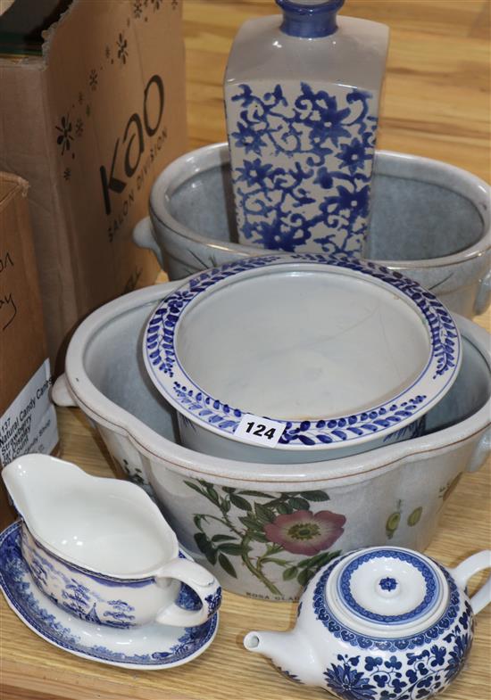 A quantity of blue and white porcelain and two footbaths